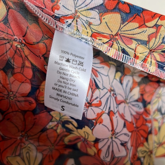 LuLaRoe Shirley Kimono - Picture 6 of 6